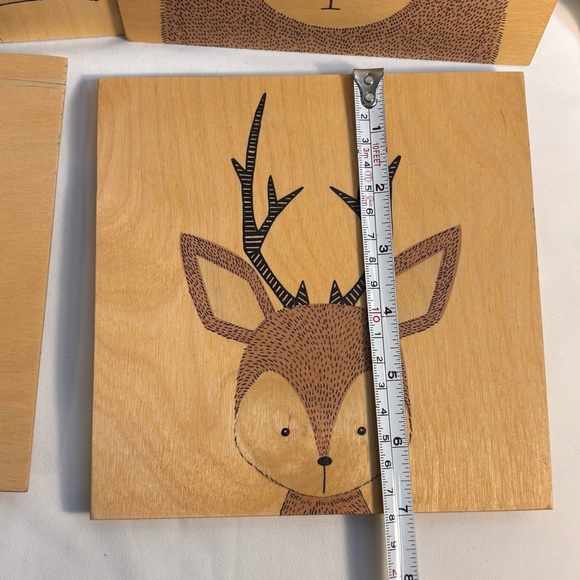 WOODLY 4 Wooden Wall Plaques With Depiction of Woodland Creatures Handcrafted - Picture 3 of 10